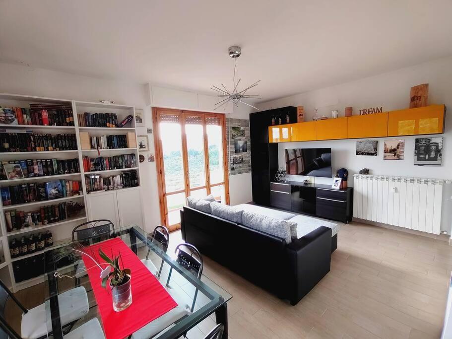 "Margherita" Luminoso Loft A Pontassieve Firenze מראה חיצוני תמונה